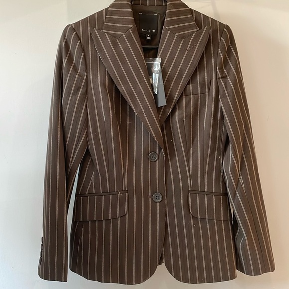 Dark brown pin stripe ladies blazer / jacket nwt small size very classy - Picture 1 of 4